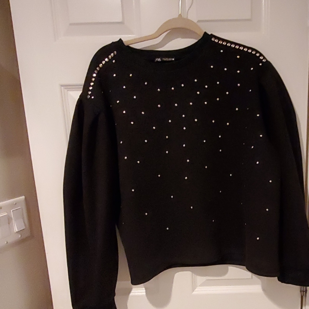 Zara women's sweat shirt
